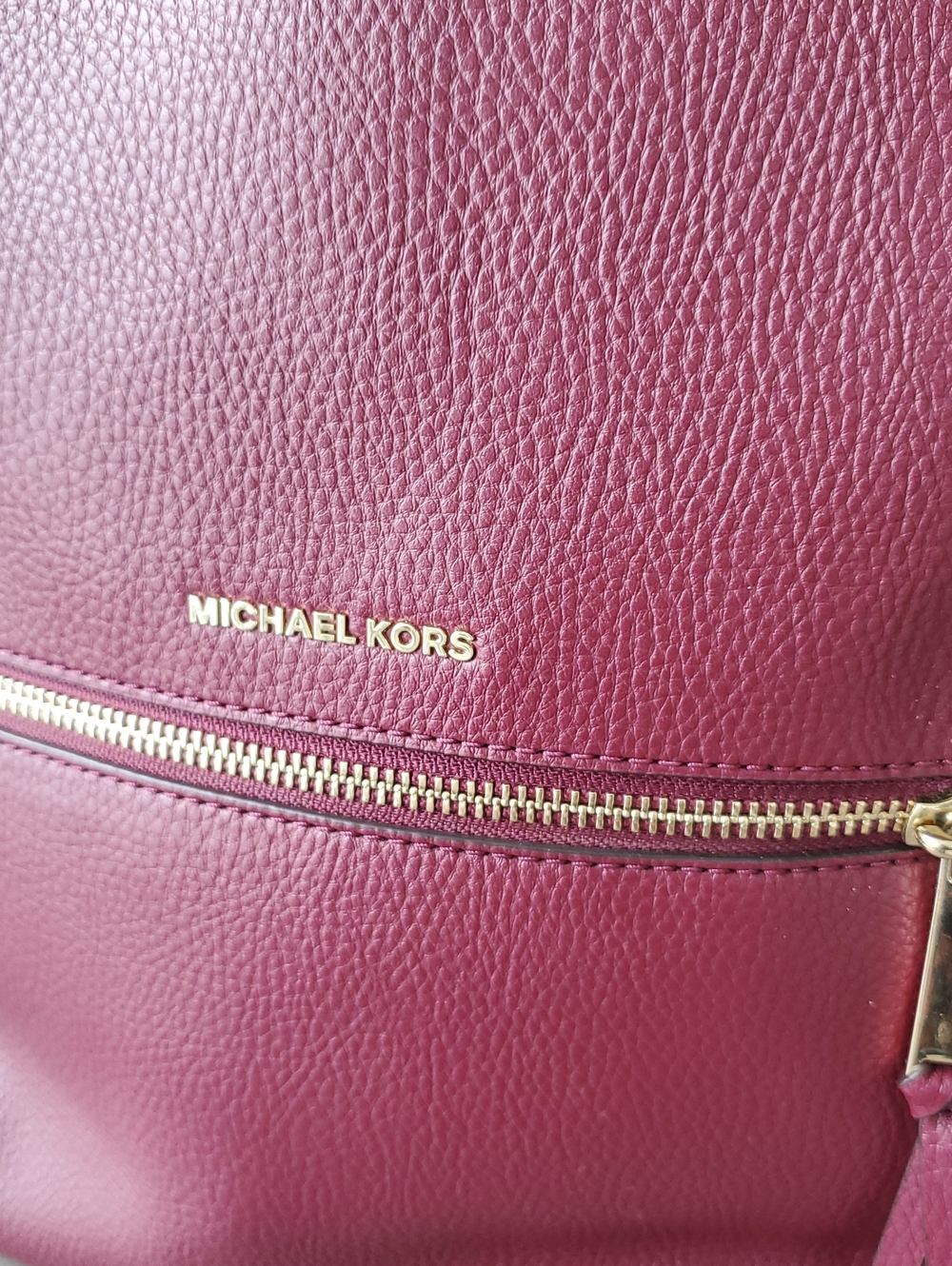 Michael Kors- NWOT Burgandy Backpack, Flawless Condition - Picture 2 of 7